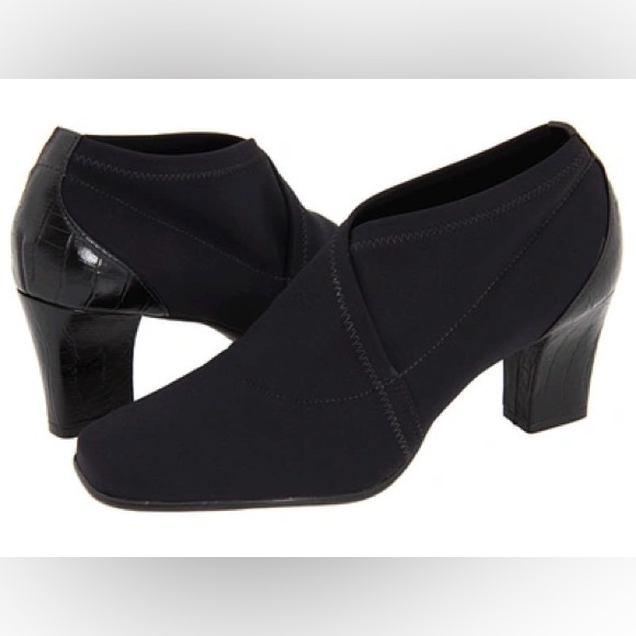 Donald J. Pliner Reya Neoprene Brazillian Crocodile Leather Booties SZ 8 - Picture 1 of 12